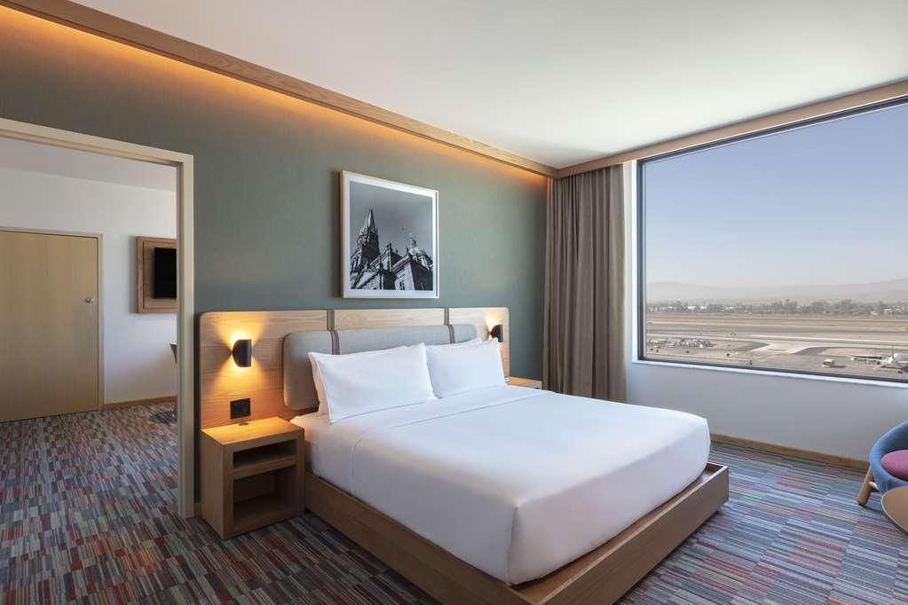 Hilton Garden Inn Guadalajara Airport El Zapote  Kamer foto
